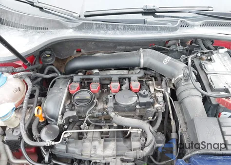 2009 Volkswagen Gti 2-Door (M6) (Discontinued) from USA, damaged, VIN WVWEV71K09W136560